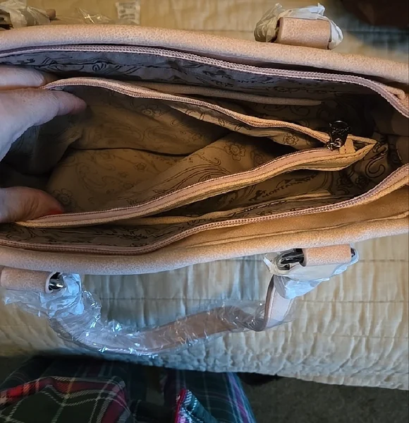 Montana West Blush Pink Embroidered Concealed Carry with Rhinestone Studs - Picture 7 of 14